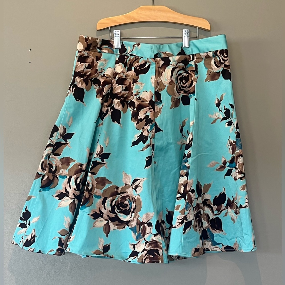 Barely worn great condition George Stretch floral skirt